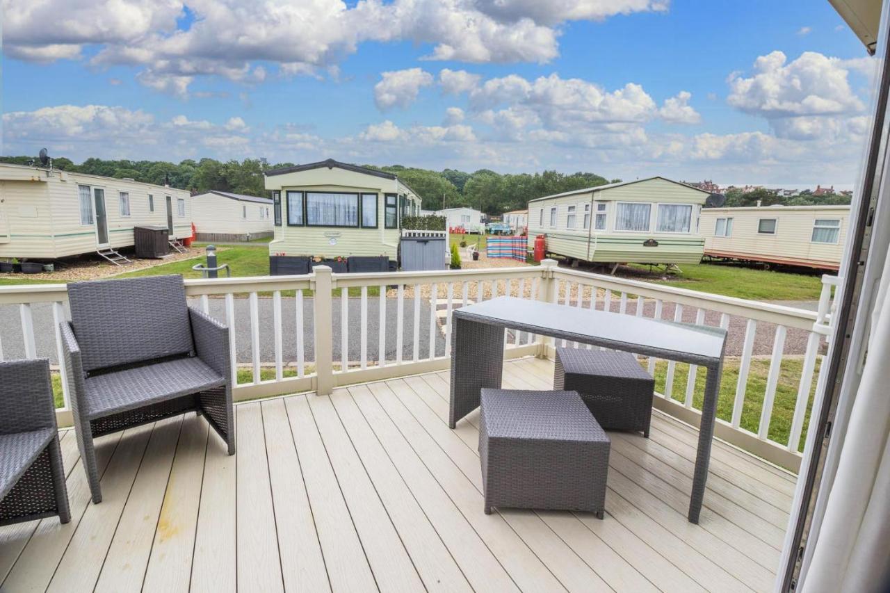 Beautiful 6 Berth Caravan By The Beach In Suffolk Ref 40076Nd Hotel Lowestoft Ngoại thất bức ảnh