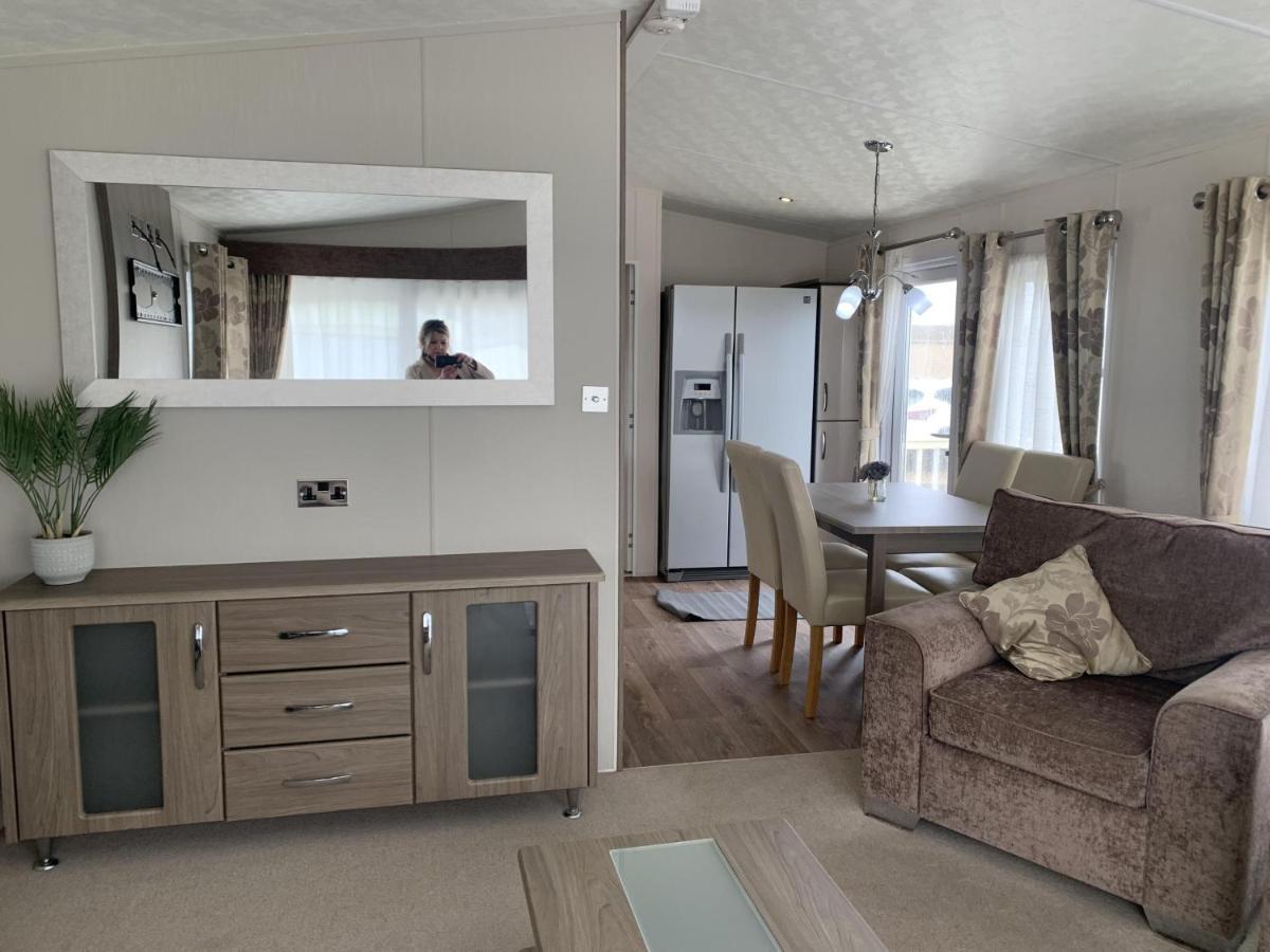 Beautiful 6 Berth Caravan By The Beach In Suffolk Ref 40076Nd Lowestoft Ngoại thất bức ảnh