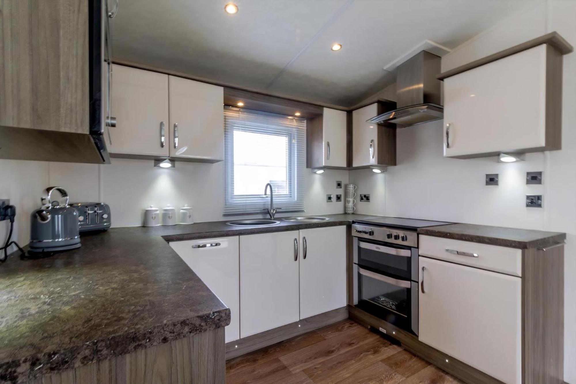 Beautiful 6 Berth Caravan By The Beach In Suffolk Ref 40076Nd Hotel Lowestoft Ngoại thất bức ảnh