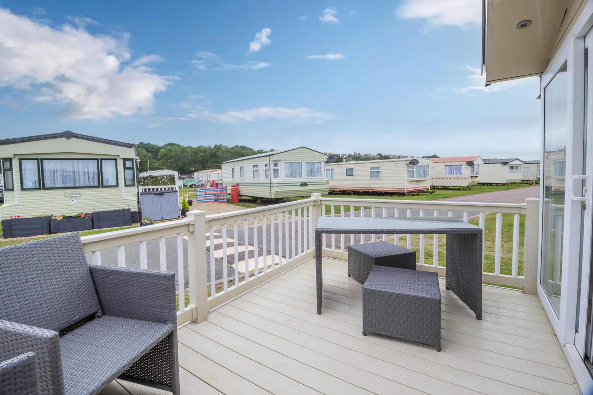 Beautiful 6 Berth Caravan By The Beach In Suffolk Ref 40076Nd Hotel Lowestoft Ngoại thất bức ảnh