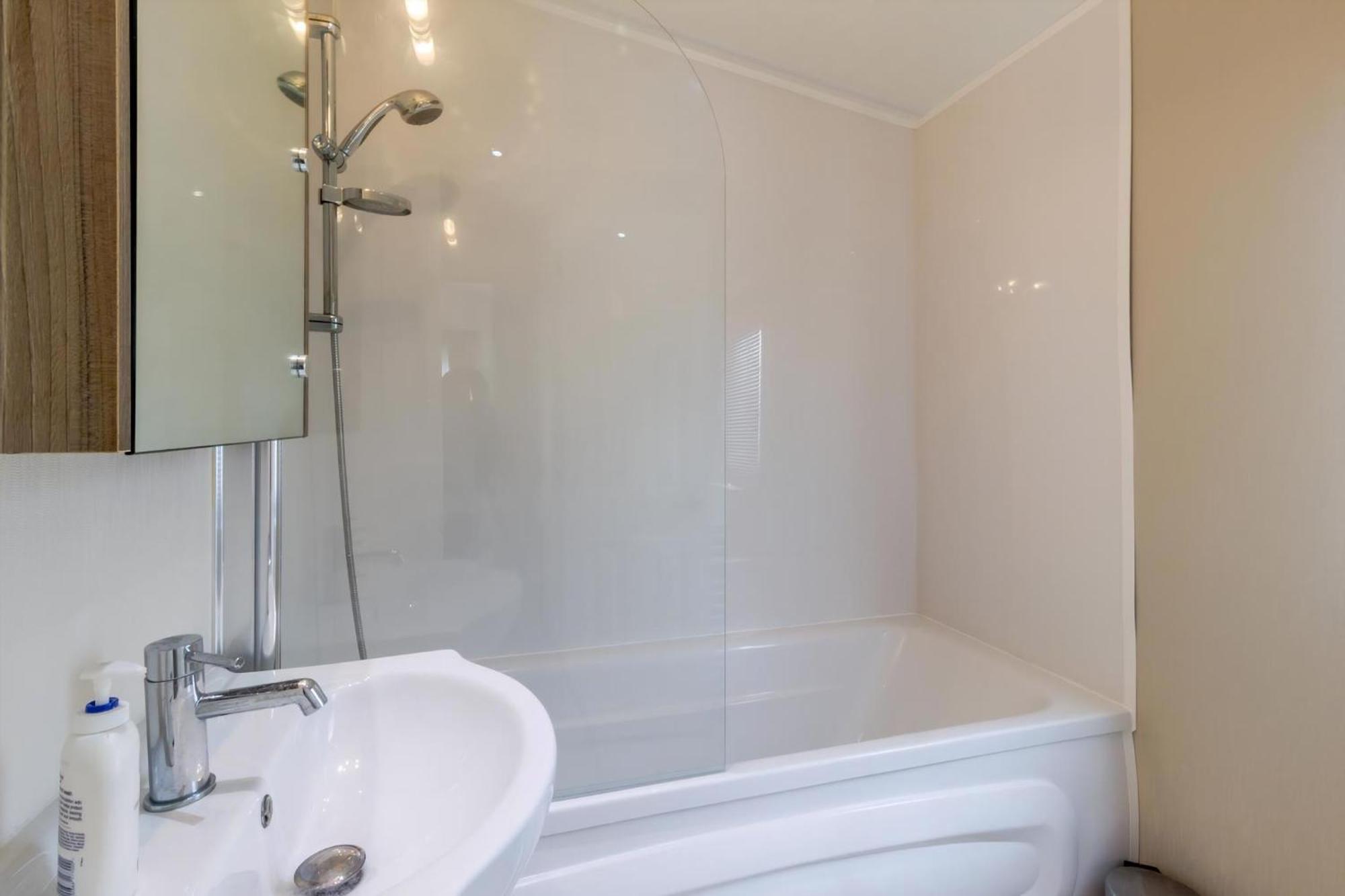 Beautiful 6 Berth Caravan By The Beach In Suffolk Ref 40076Nd Lowestoft Ngoại thất bức ảnh