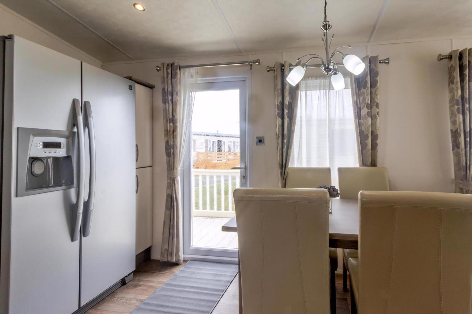 Beautiful 6 Berth Caravan By The Beach In Suffolk Ref 40076Nd Hotel Lowestoft Ngoại thất bức ảnh